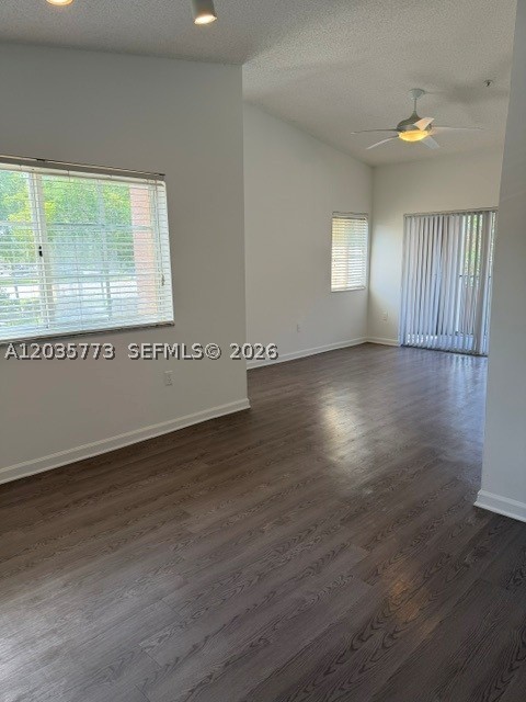 CARRINGTON AT COCONUT CRE - Residential Lease