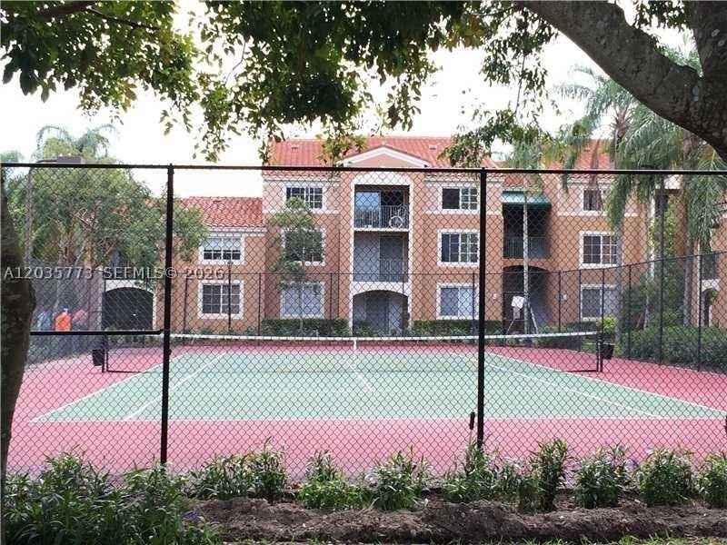 CARRINGTON AT COCONUT CRE - Residential Lease