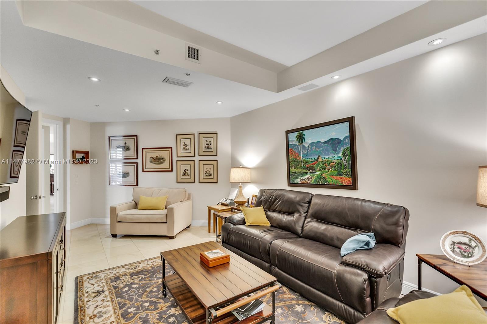 DEERING BAY CONDO II - Residential