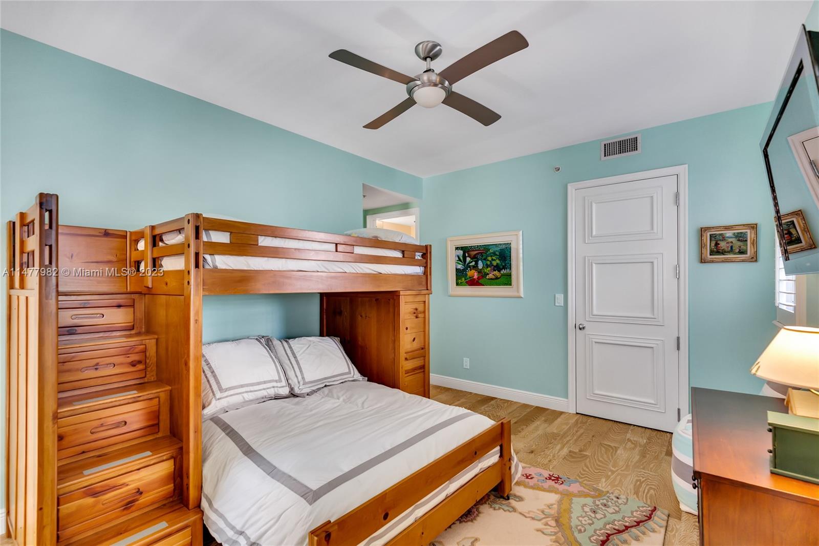 DEERING BAY CONDO II - Residential