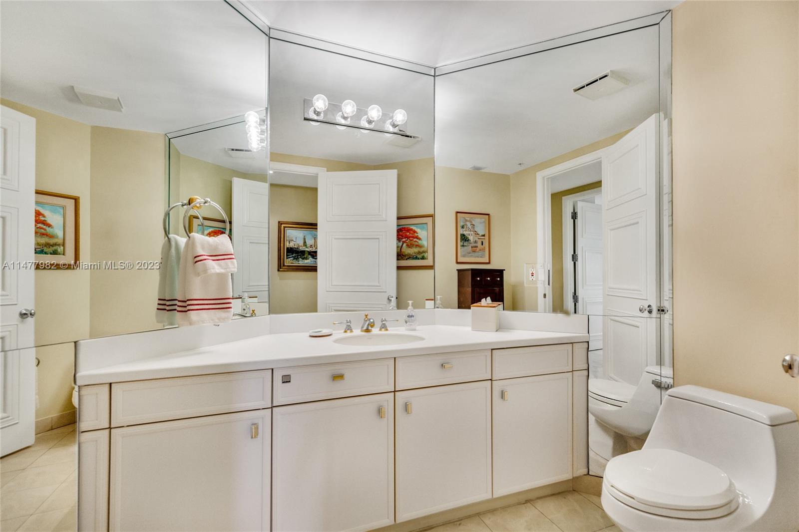 DEERING BAY CONDO II - Residential