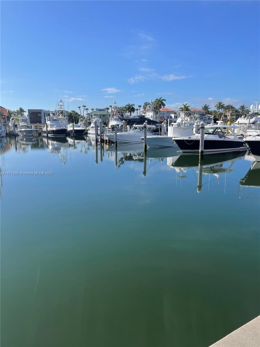DEERING BAY CONDO II - Residential
