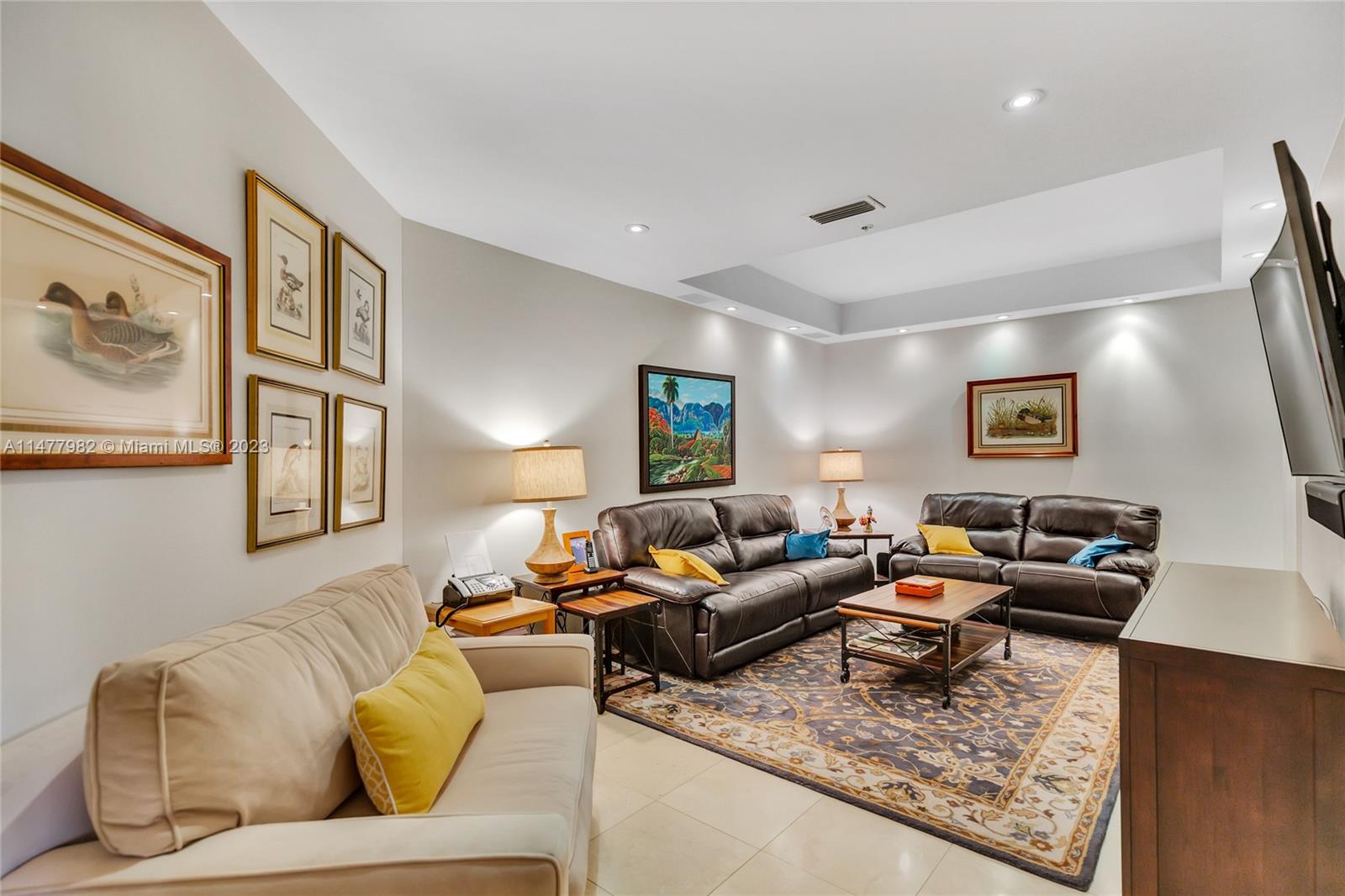 DEERING BAY CONDO II - Residential