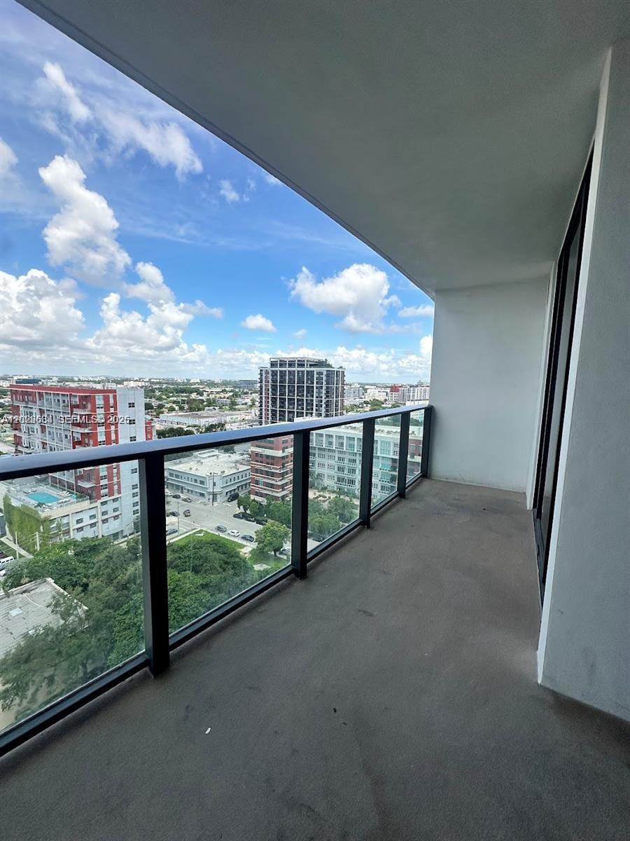CANVAS CONDO - Residential