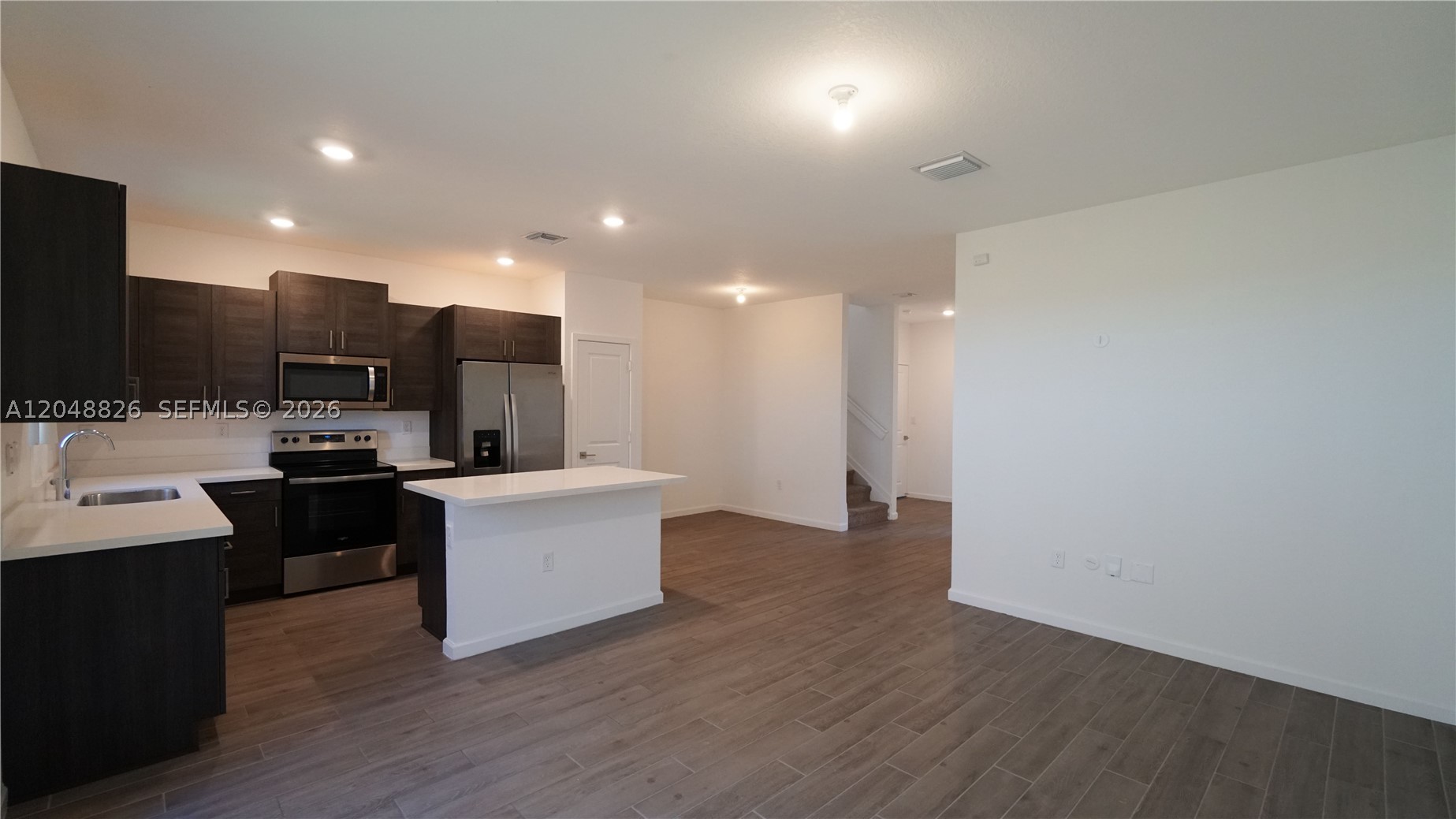 TOWNS AT SEASCAPE - Residential Lease