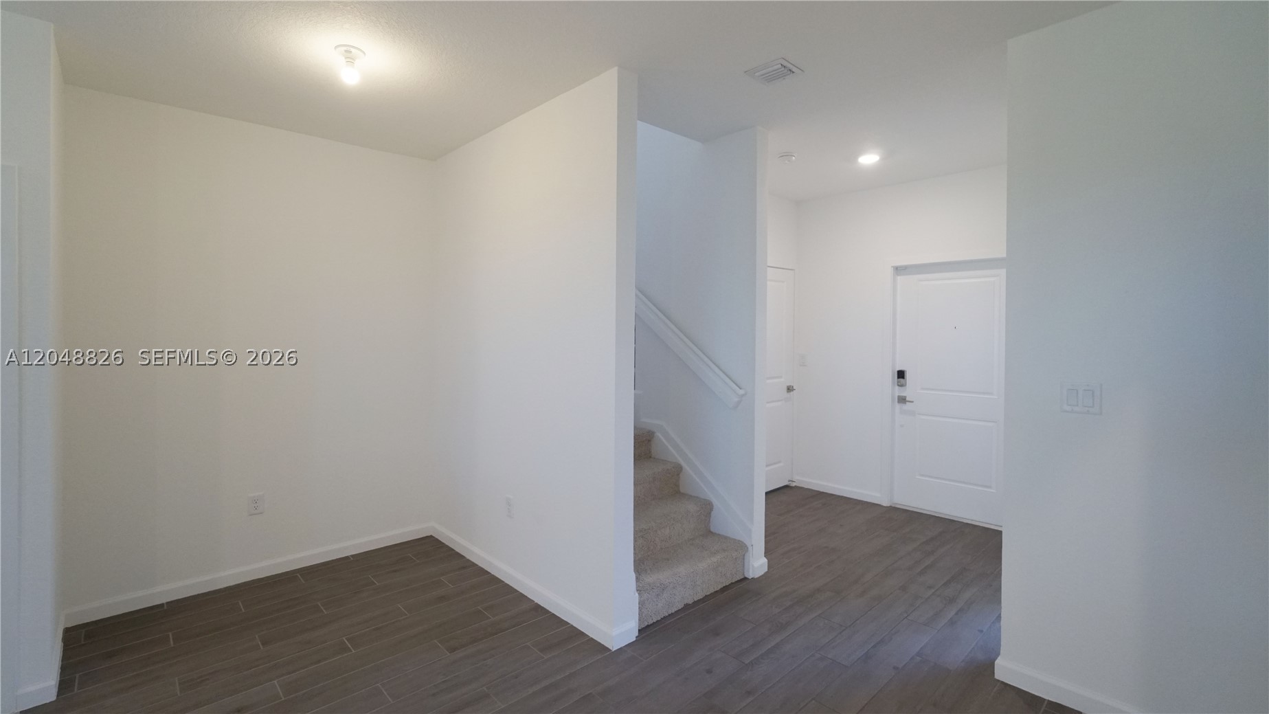 TOWNS AT SEASCAPE - Residential Lease
