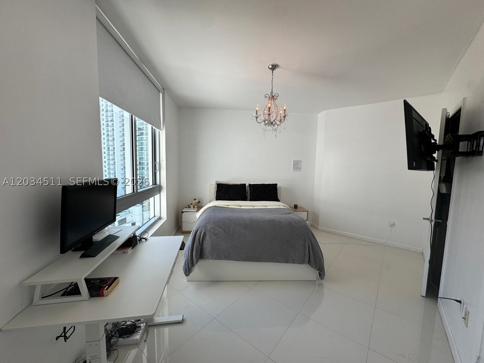 WIND CONDO - Residential Lease