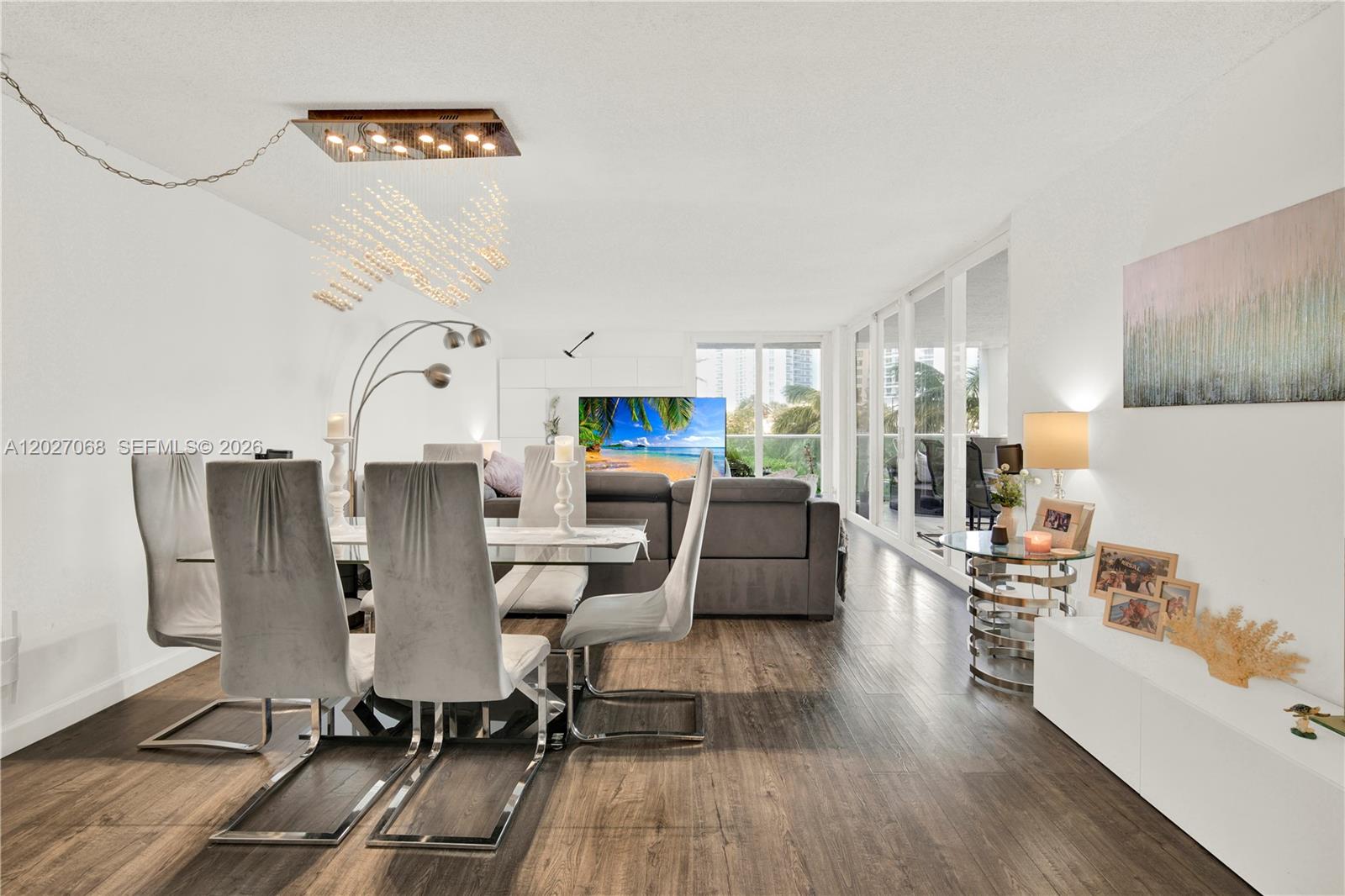 ARLEN HOUSE EAST CONDO - Residential