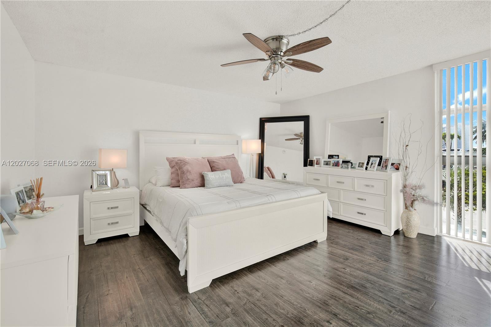 ARLEN HOUSE EAST CONDO - Residential
