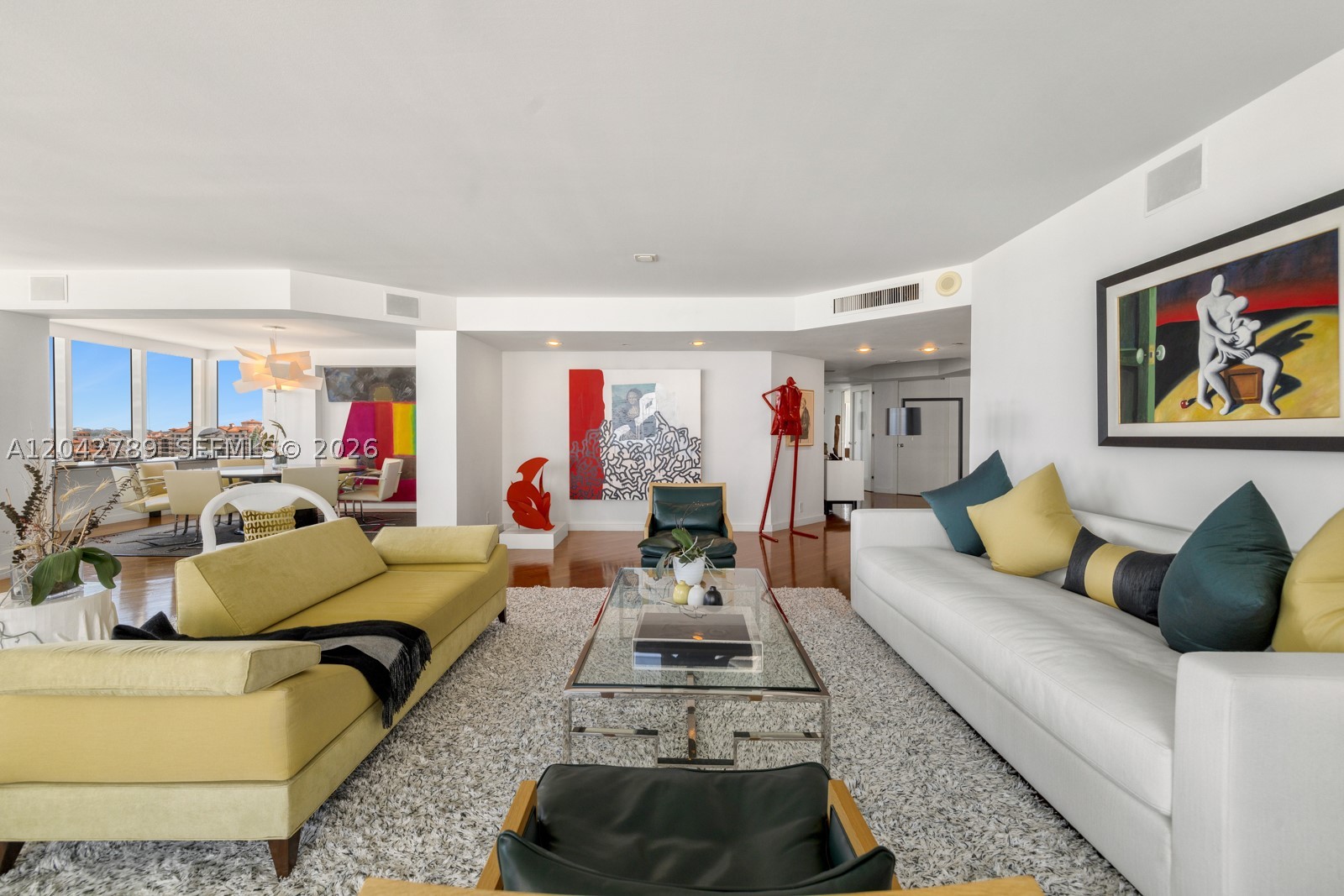 SOUTH POINTE TOWERS CONDO - Residential