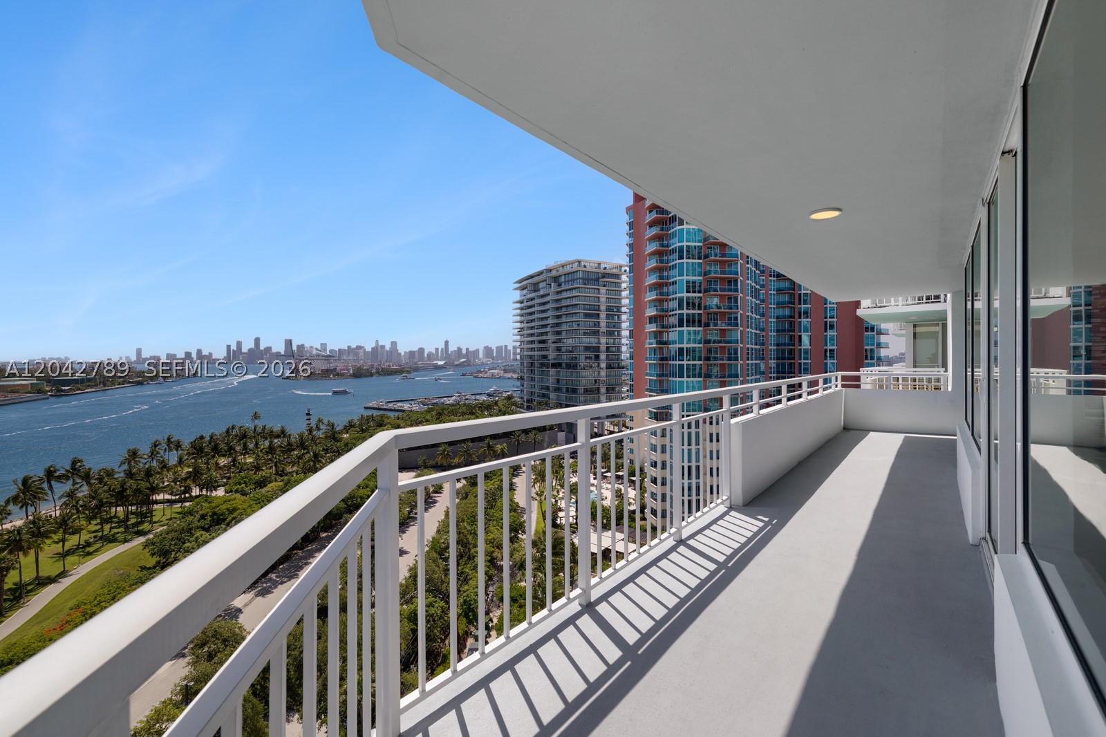 SOUTH POINTE TOWERS CONDO - Residential