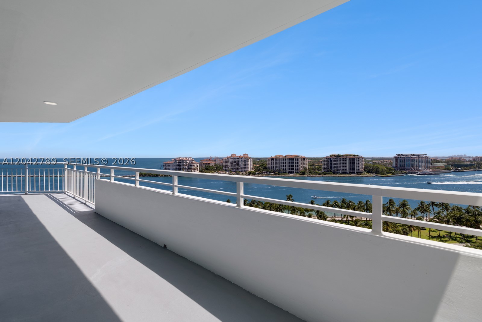 SOUTH POINTE TOWERS CONDO - Residential