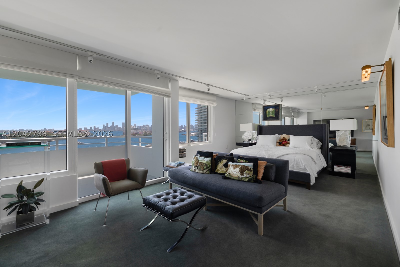 SOUTH POINTE TOWERS CONDO - Residential