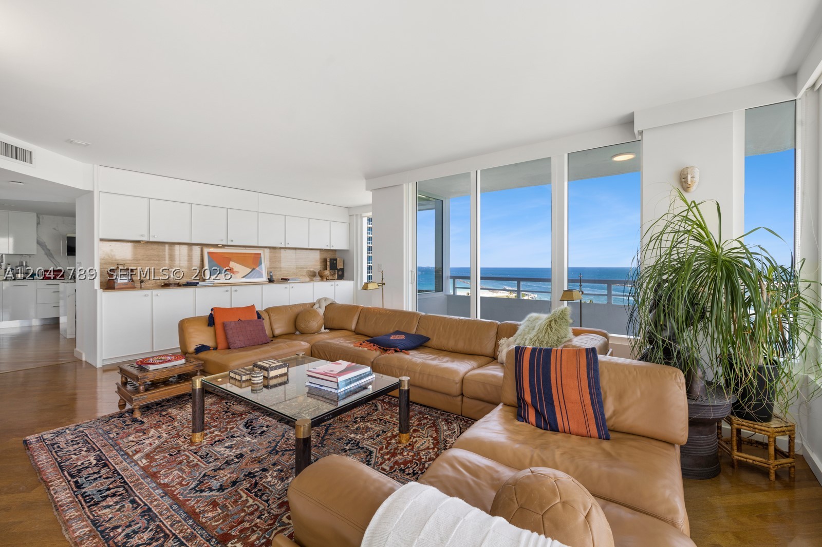 SOUTH POINTE TOWERS CONDO - Residential
