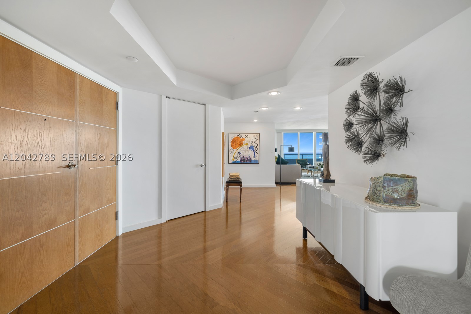 SOUTH POINTE TOWERS CONDO - Residential