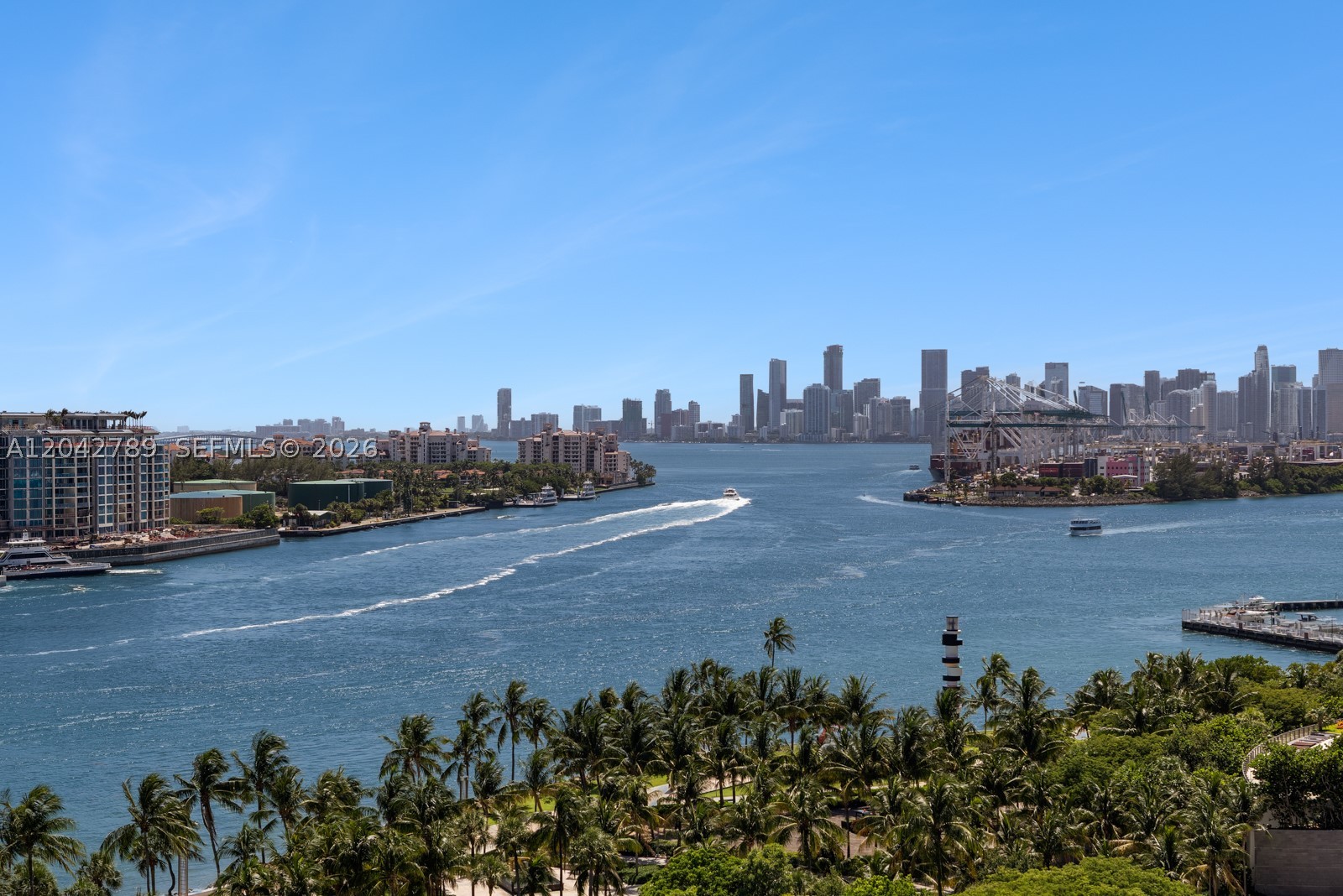SOUTH POINTE TOWERS CONDO - Residential