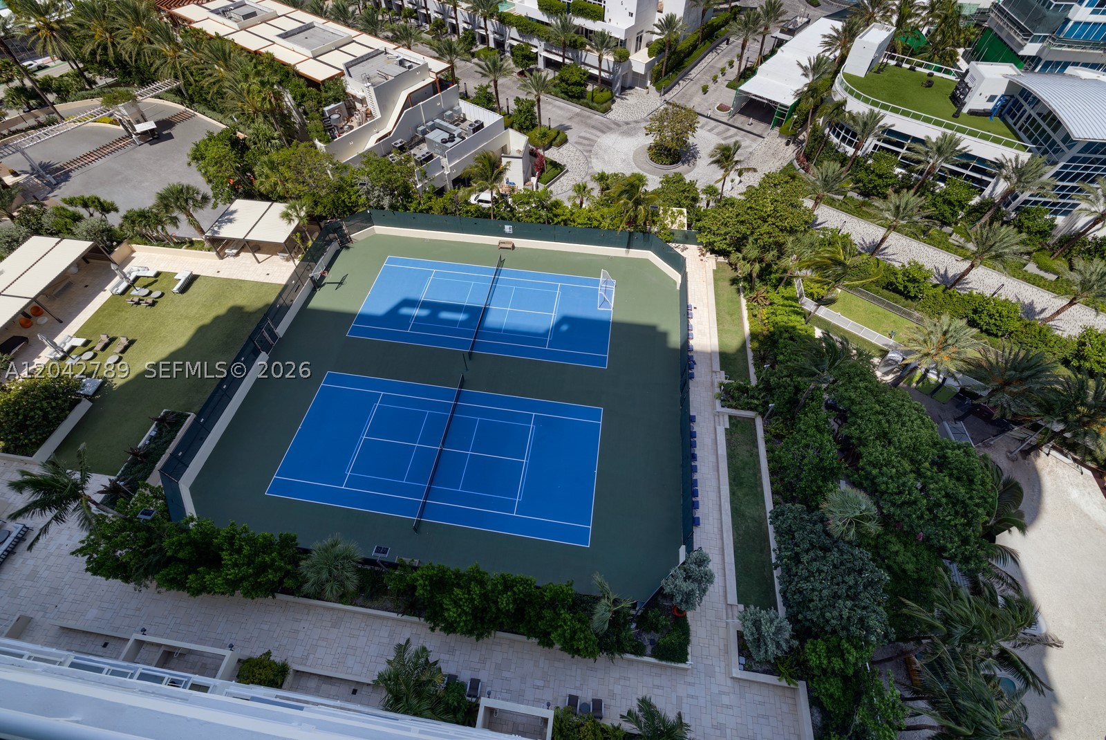 SOUTH POINTE TOWERS CONDO - Residential
