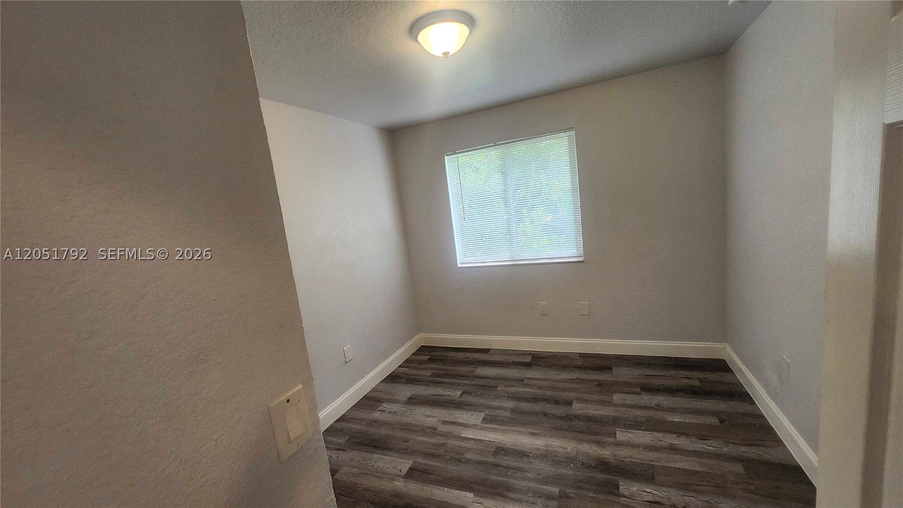LEE LAYNE VILLAS - Residential Lease