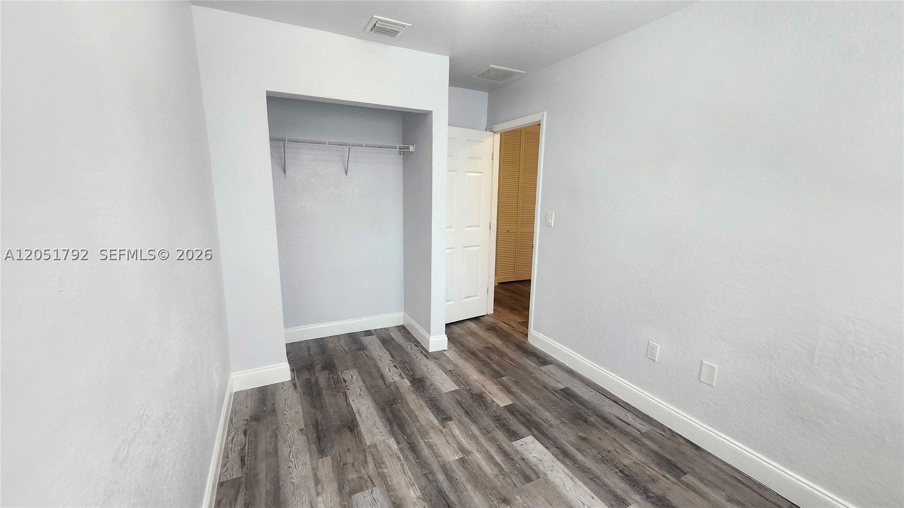 LEE LAYNE VILLAS - Residential Lease
