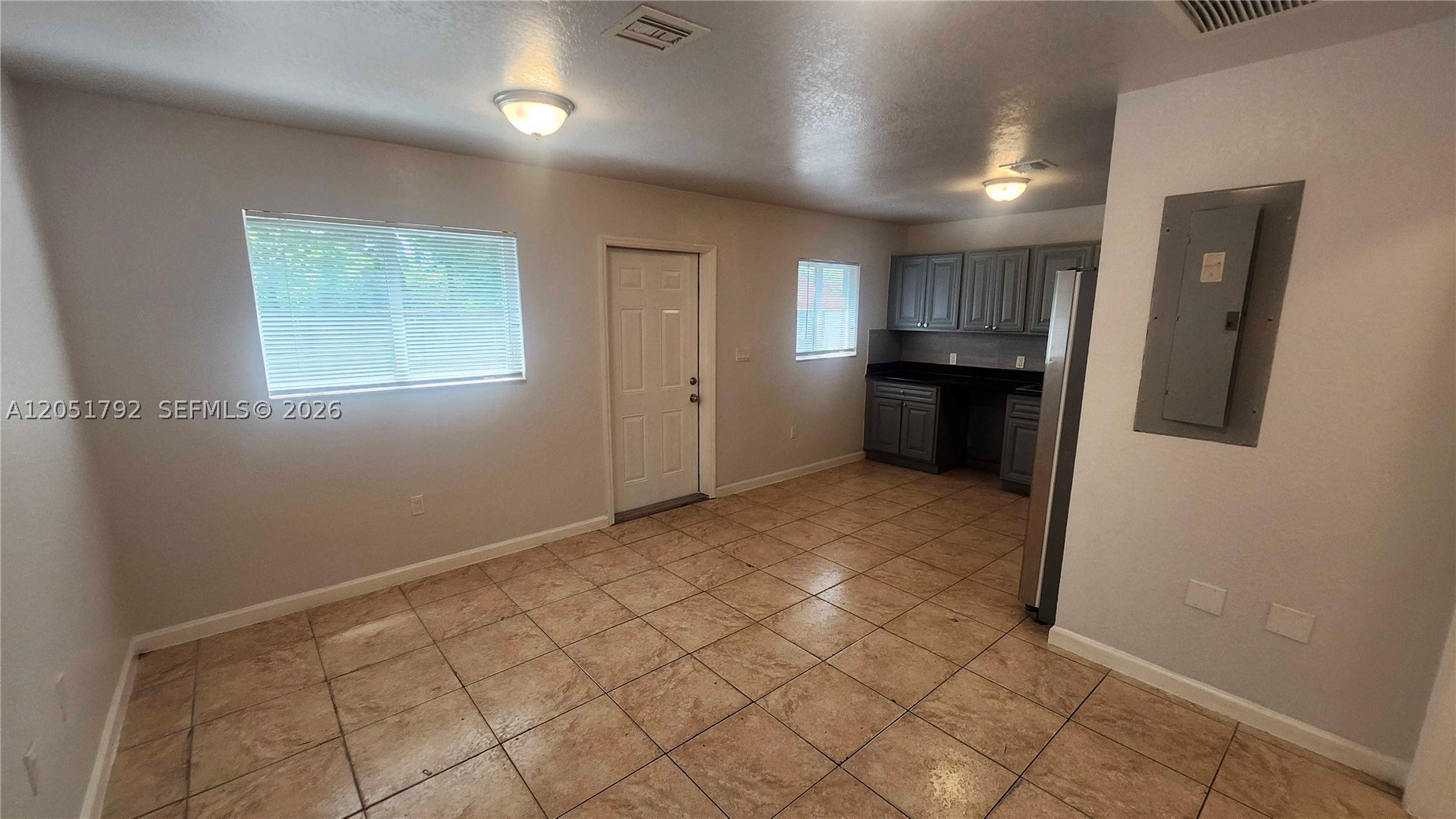 LEE LAYNE VILLAS - Residential Lease