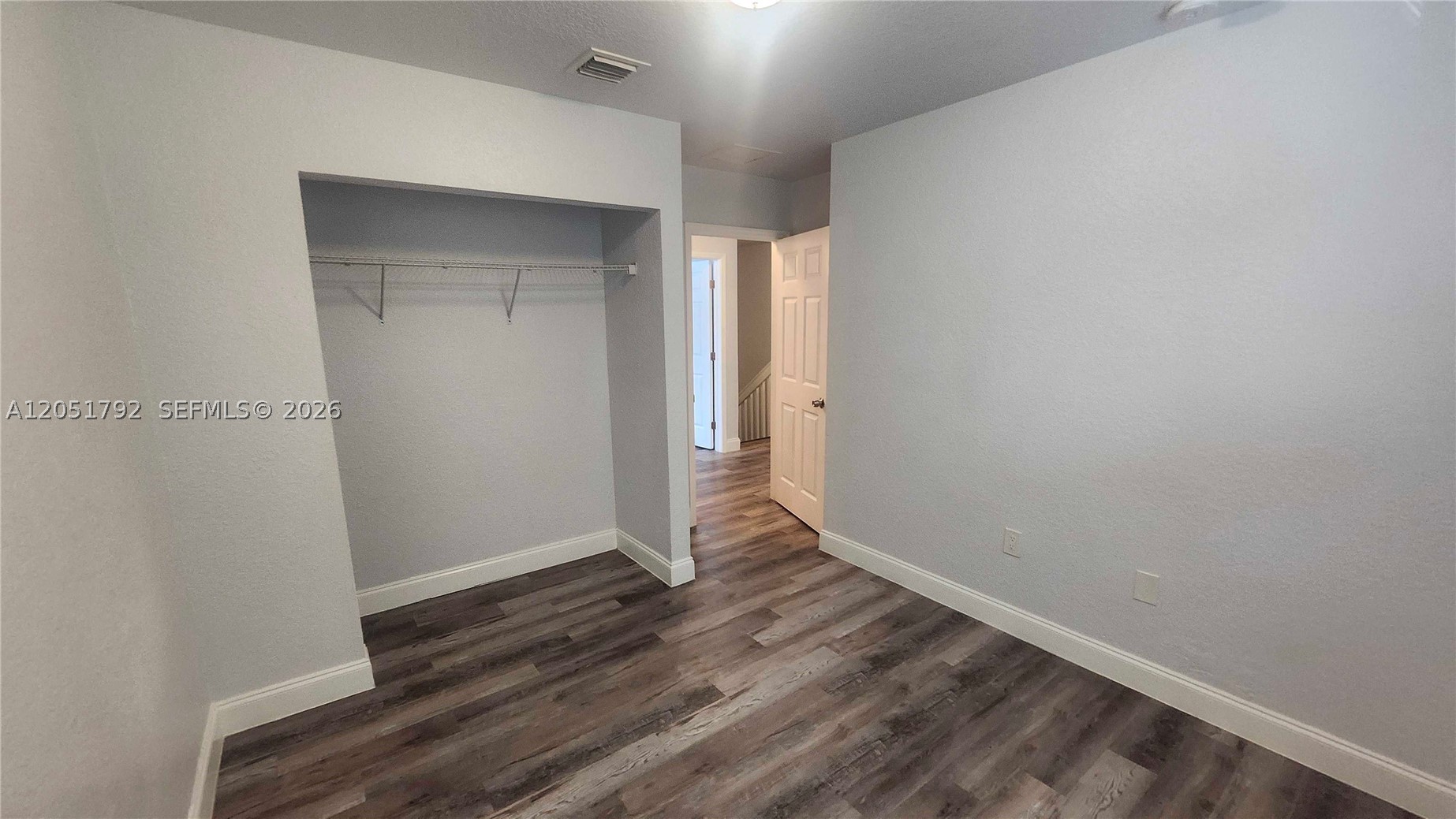 LEE LAYNE VILLAS - Residential Lease