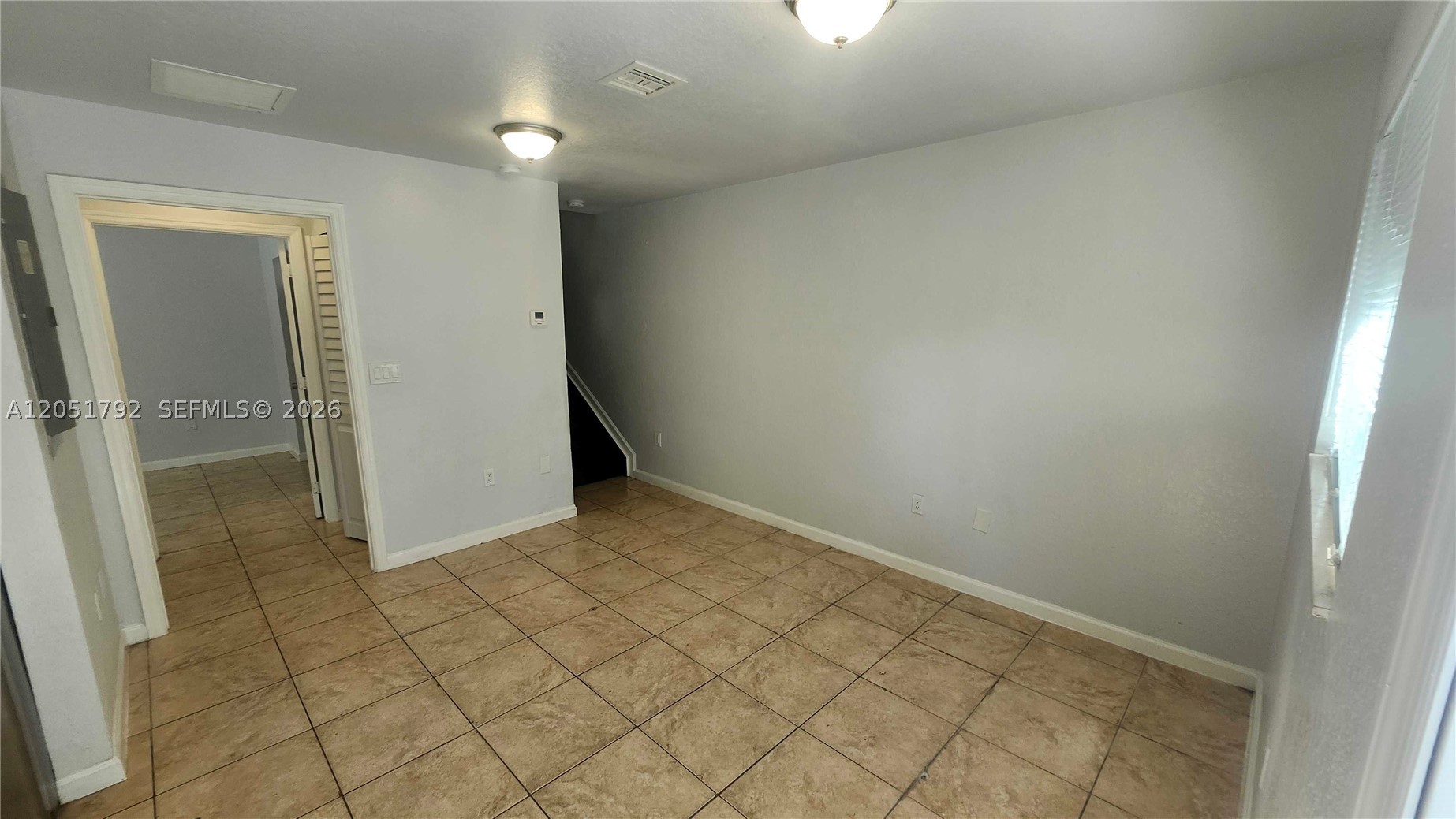 LEE LAYNE VILLAS - Residential Lease