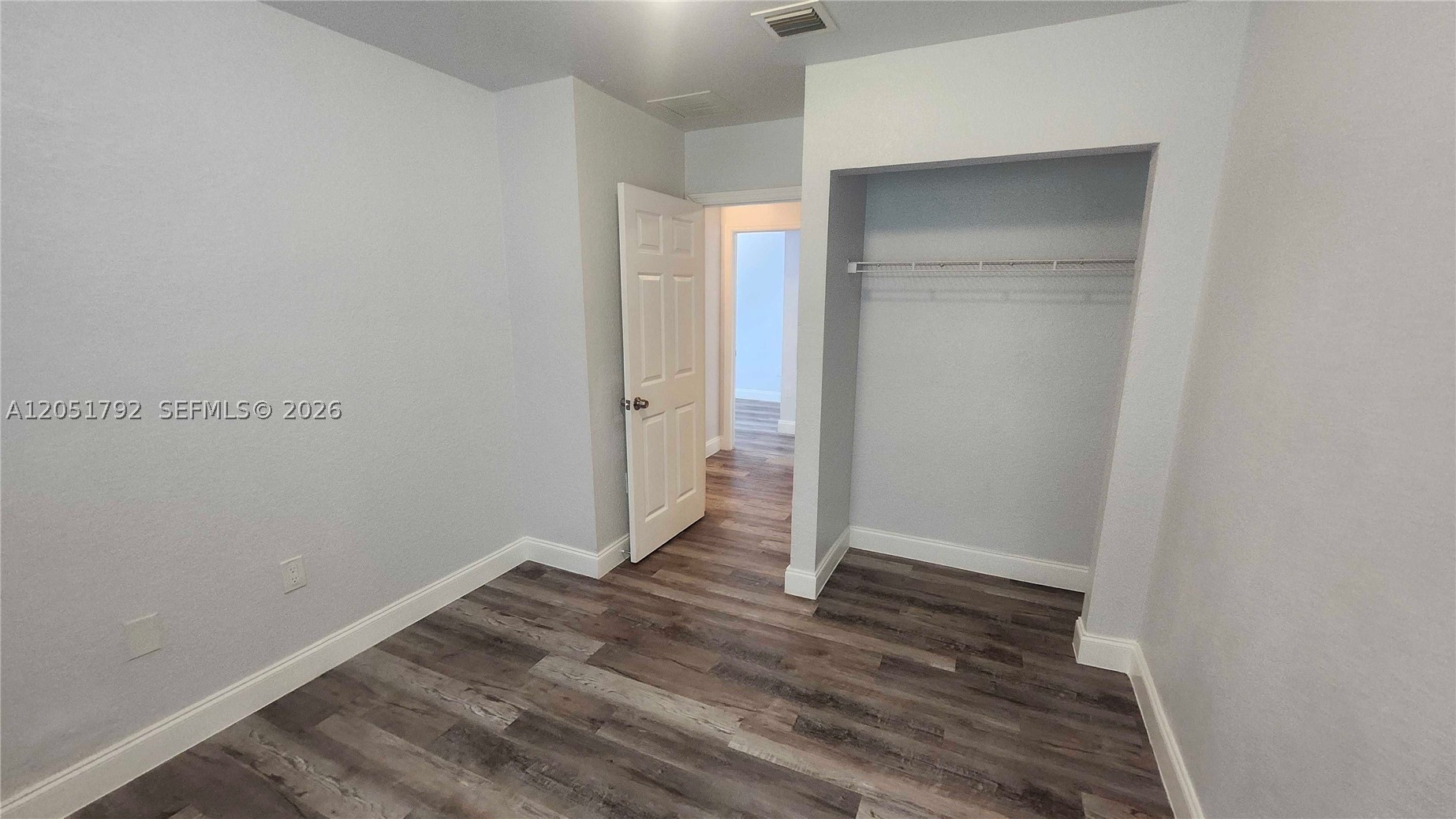 LEE LAYNE VILLAS - Residential Lease