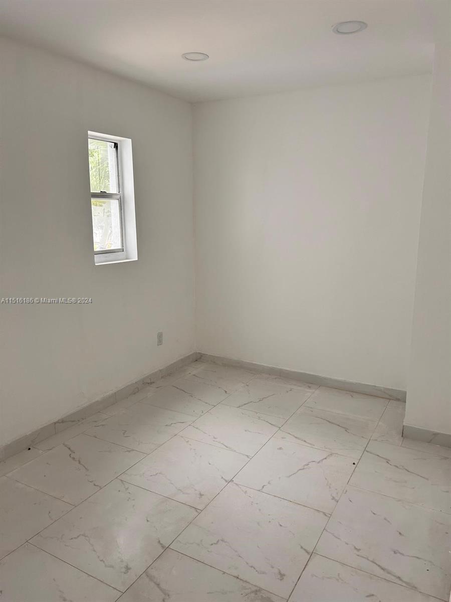 AMD PL OF 2ND OCEAN FRONT - Residential Lease