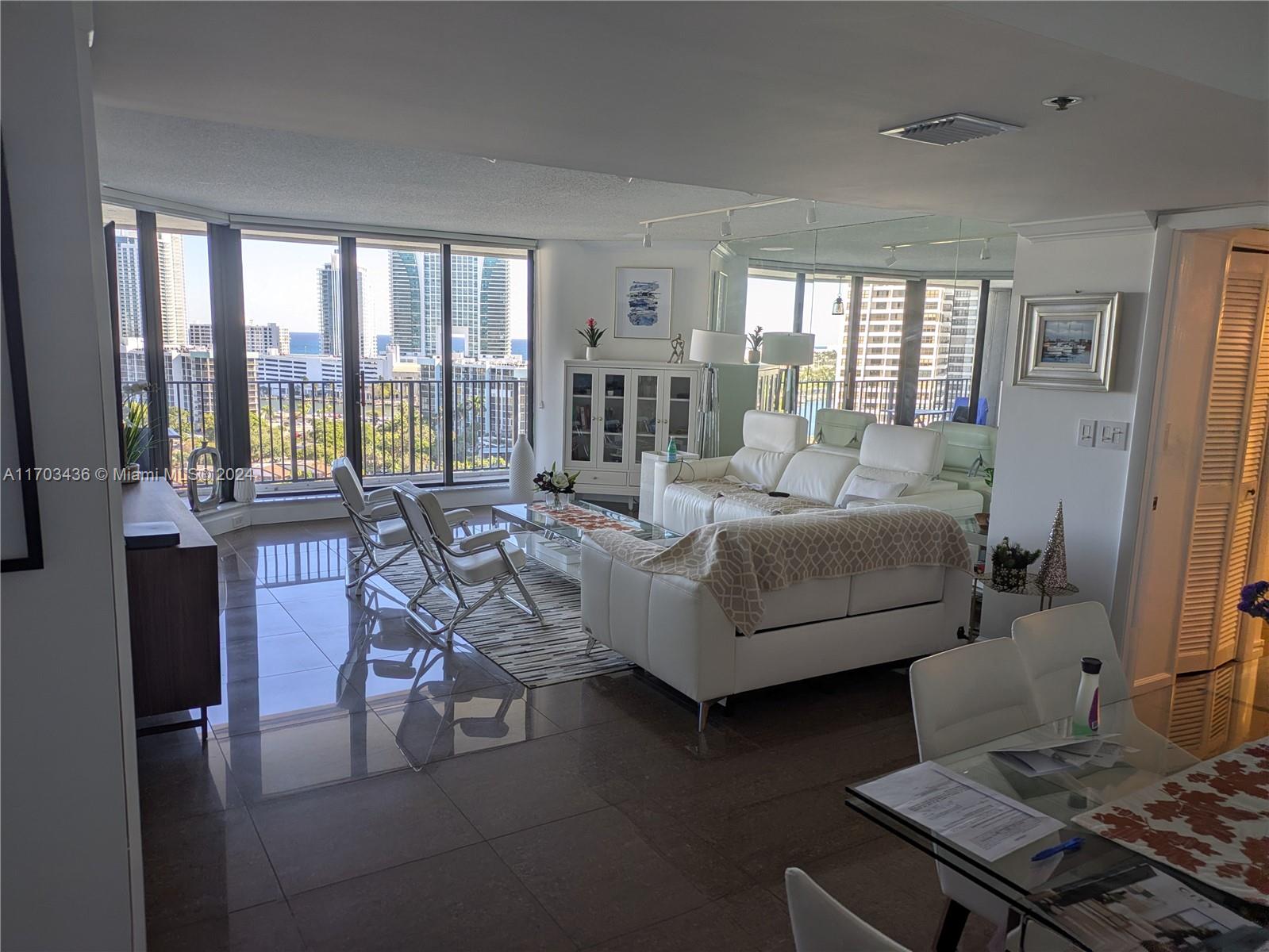 ANCHOR BAY CLUB CONDO - Residential Lease