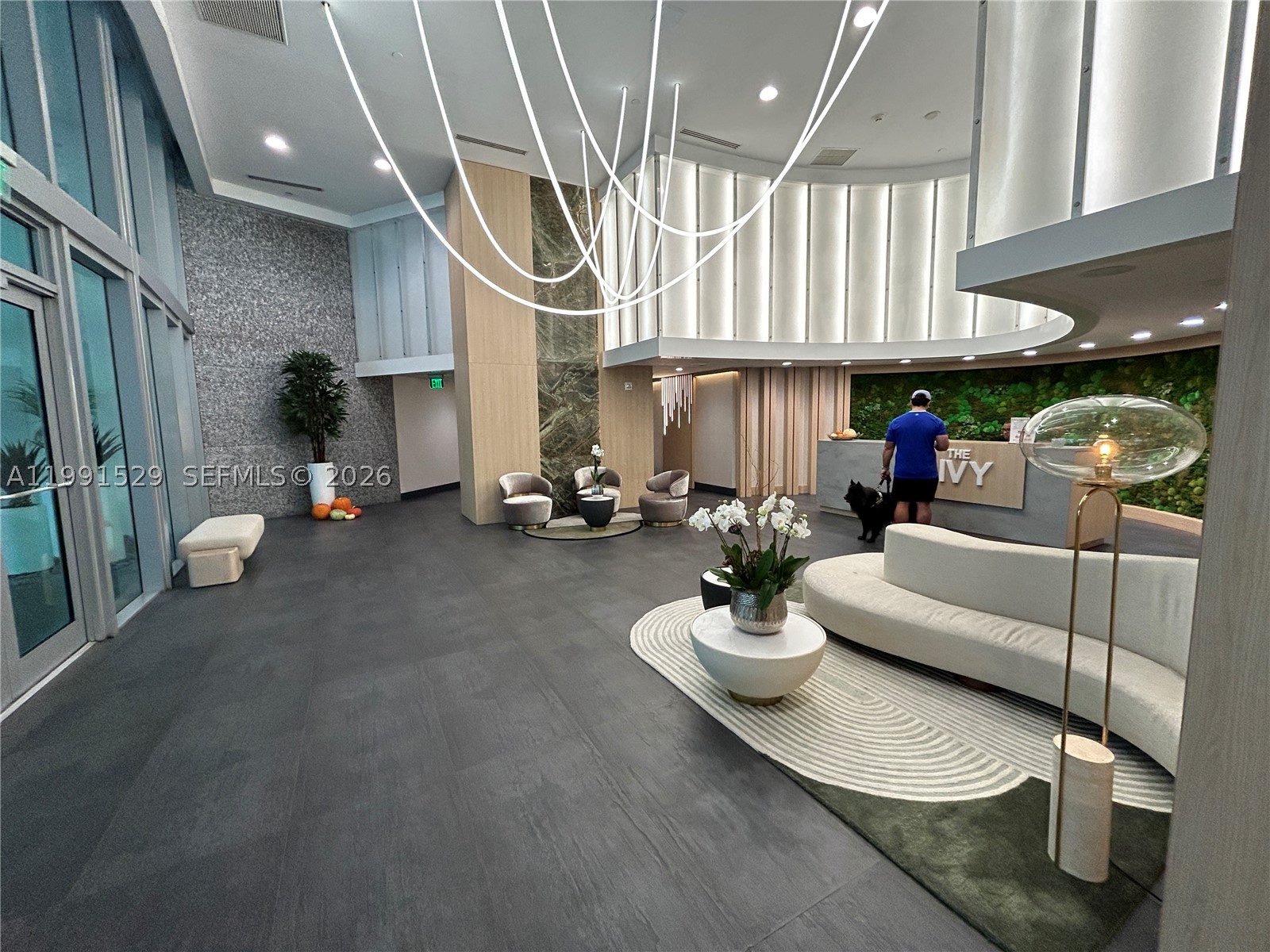 IVY CONDO - Residential