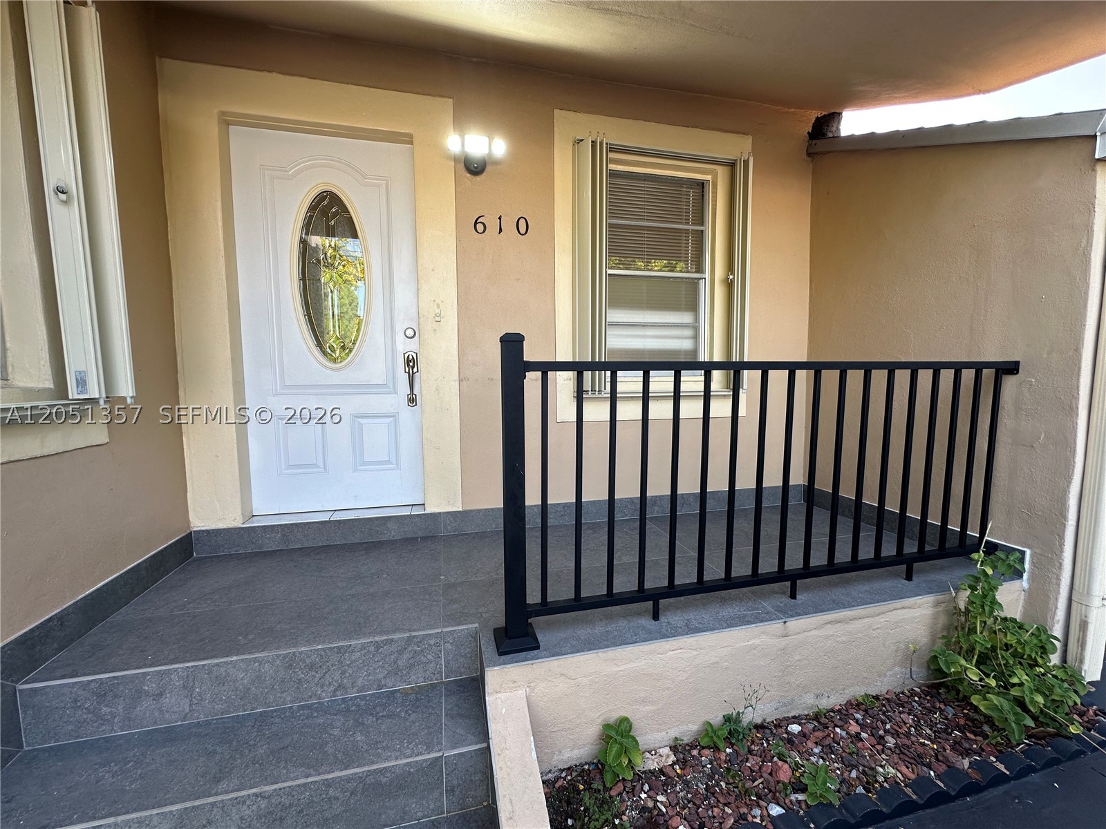 1ST ADDN TO RIVERSIDE FAR - Residential Lease