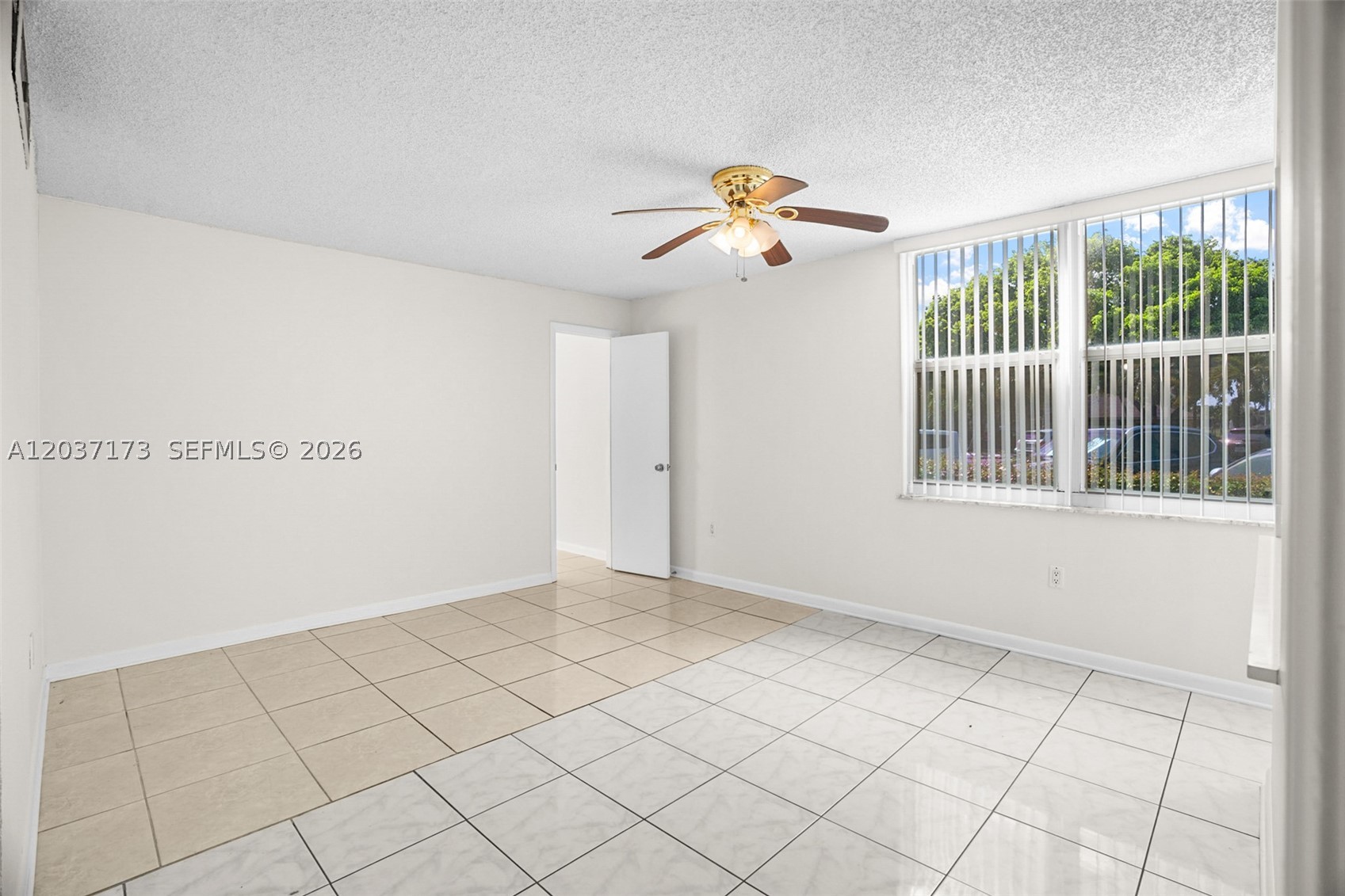 TANGERINE CONDOMINIUM - - Residential