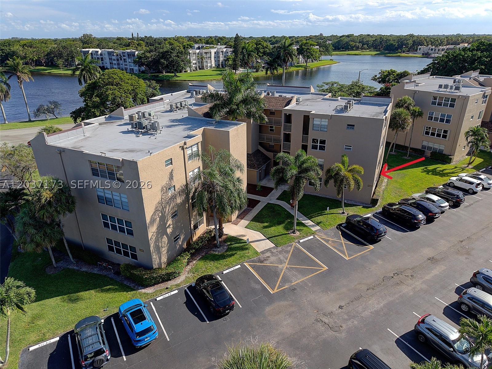 Beautiful first-floor corner unit in desirable Pine Ridge! This bright and move-in ready 2-bedroom, 2-bath condo features High-Impact Windows, a remodeled kitchen, fresh interior paint, and a versatile bonus space ideal for a home office or den. Enjoy abundant natural light, a screened balcony perfect for relaxing, and parking conveniently located just steps from the unit.

Pine Ridge offers an exceptional lifestyle with a clubhouse, restaurant, pool, fitness center, 18-hole golf course, and a variety of social activities. A perfect combination of comfort, convenience, and resort-style living. Must see!