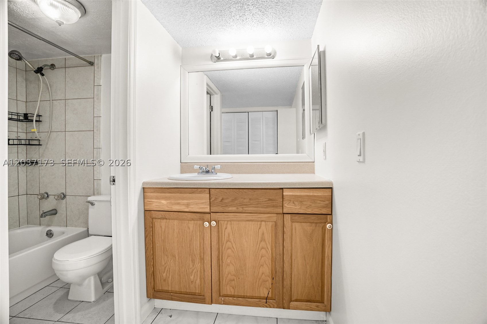 TANGERINE CONDOMINIUM - - Residential