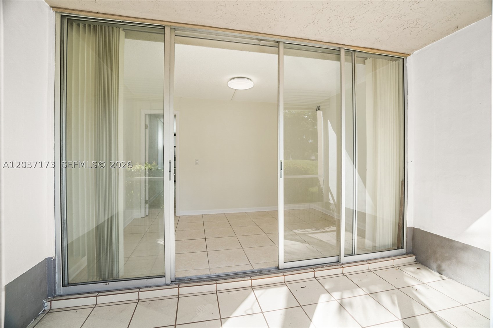 TANGERINE CONDOMINIUM - - Residential
