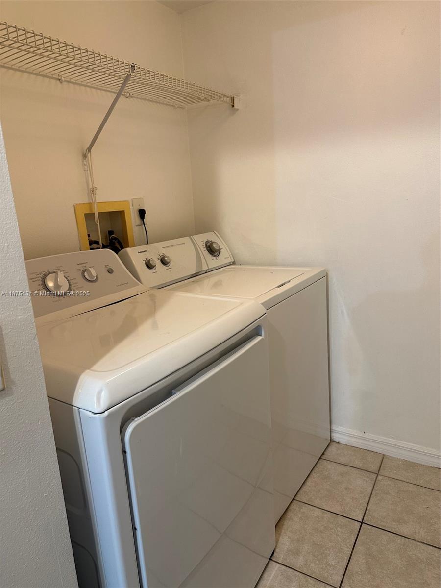 VILLA DEL SOL CONDO - Residential Lease