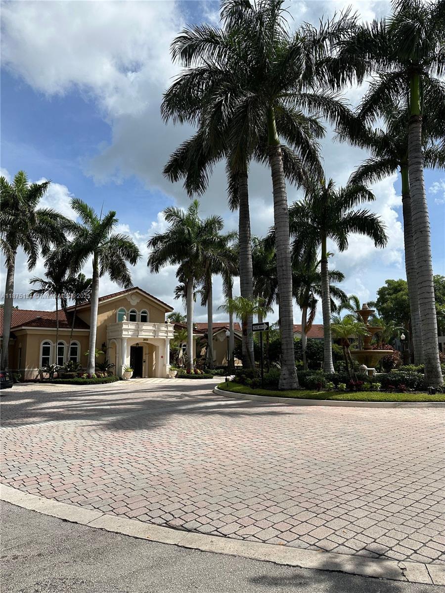 VILLA DEL SOL CONDO - Residential Lease