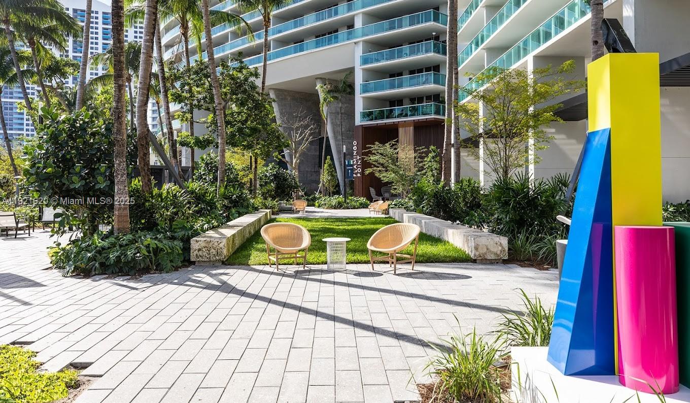 FLAMINGO SOUTH BEACH I CO - Residential