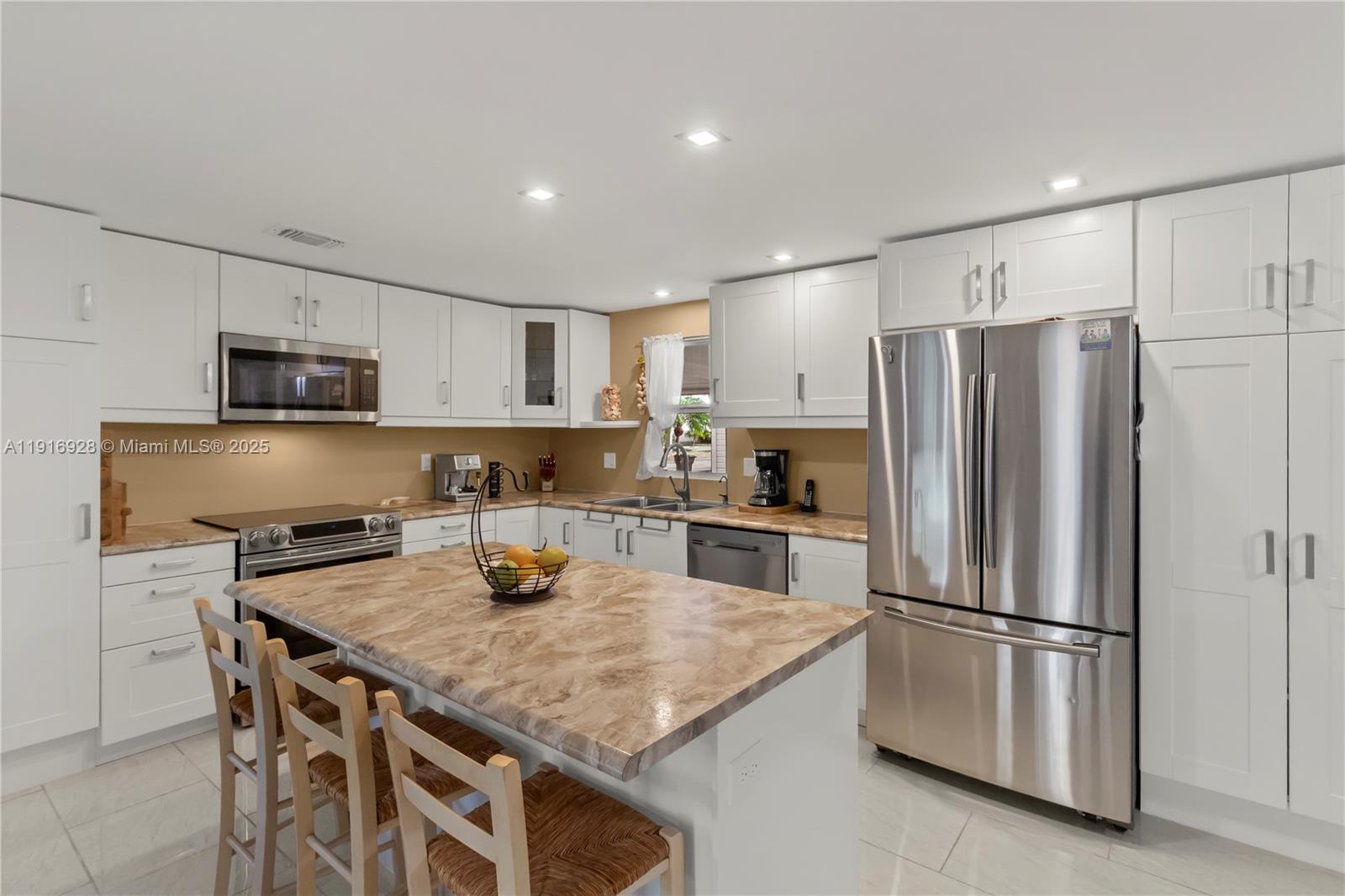 HIGHLAND MEADOWS ESTATES - Residential