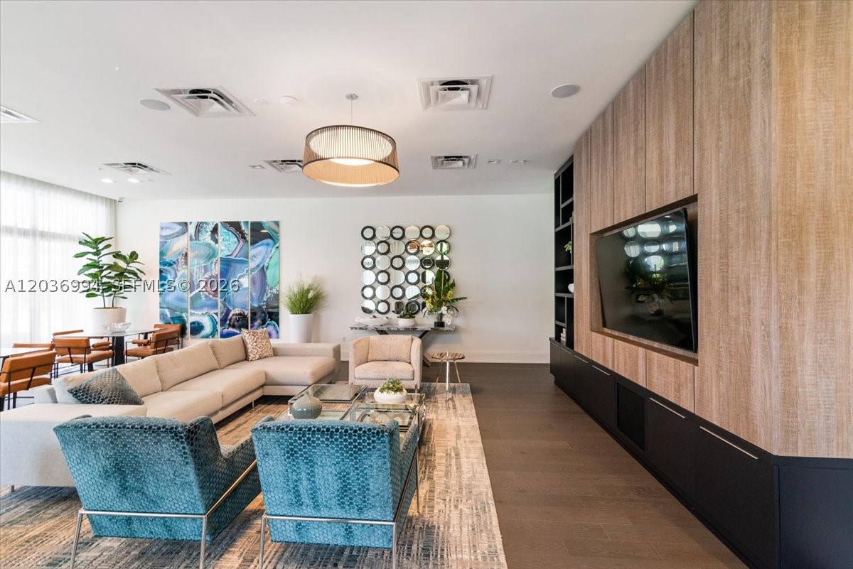 WHITE VIEW SUBDIVISION - Residential