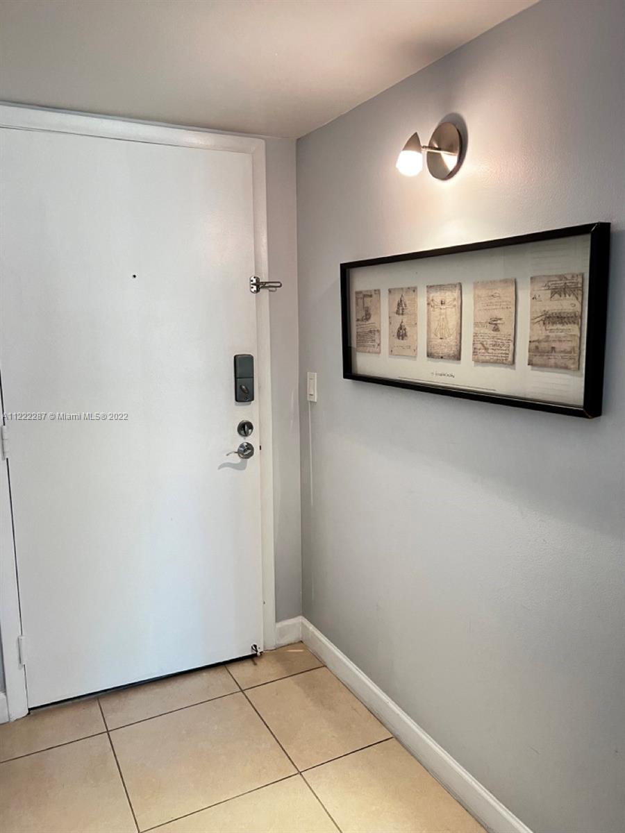 THE YACHT CLUB AT AVENTUR - Residential Lease