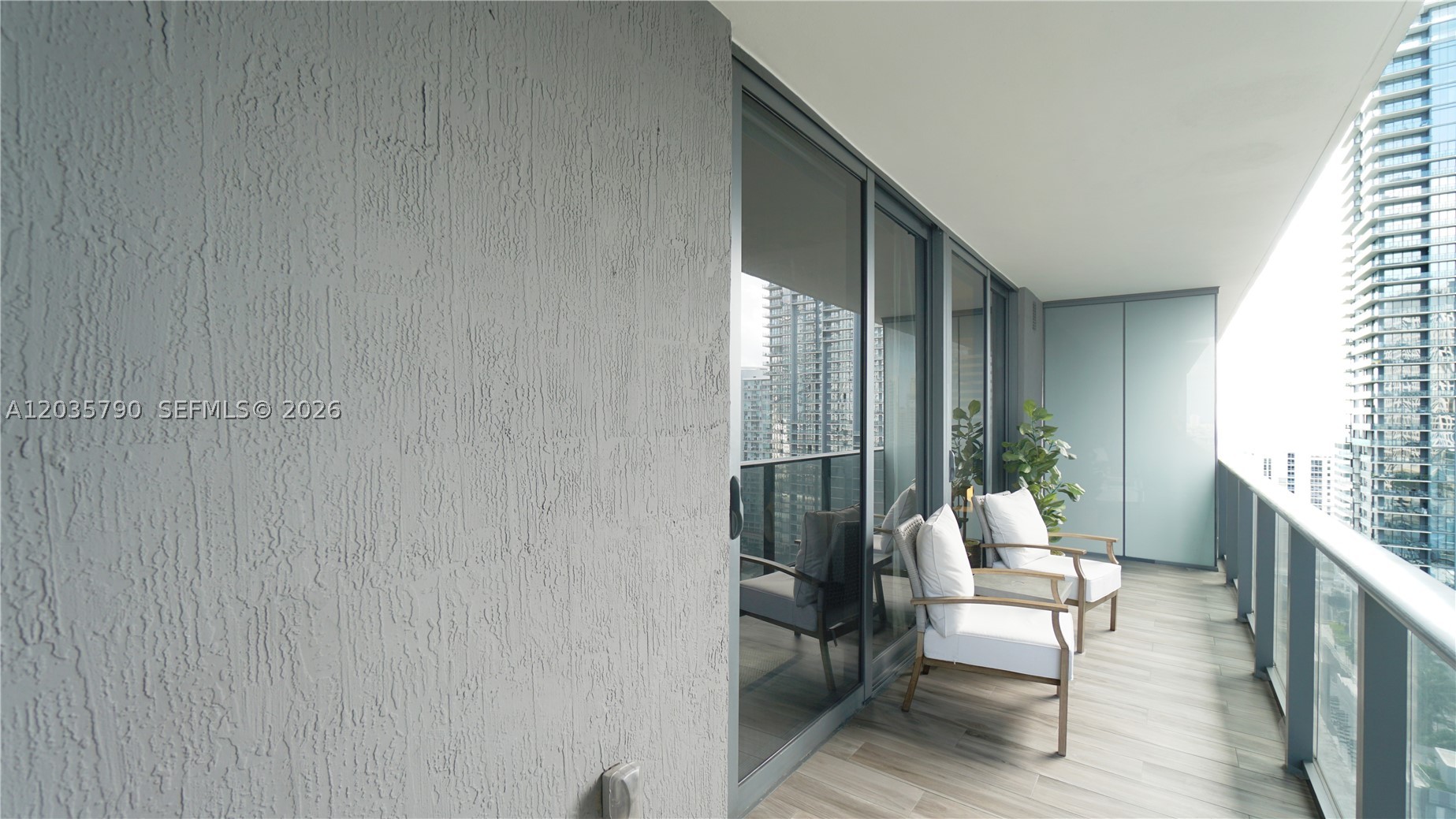 801 SMA RESIDENCES CONDO - Residential Lease