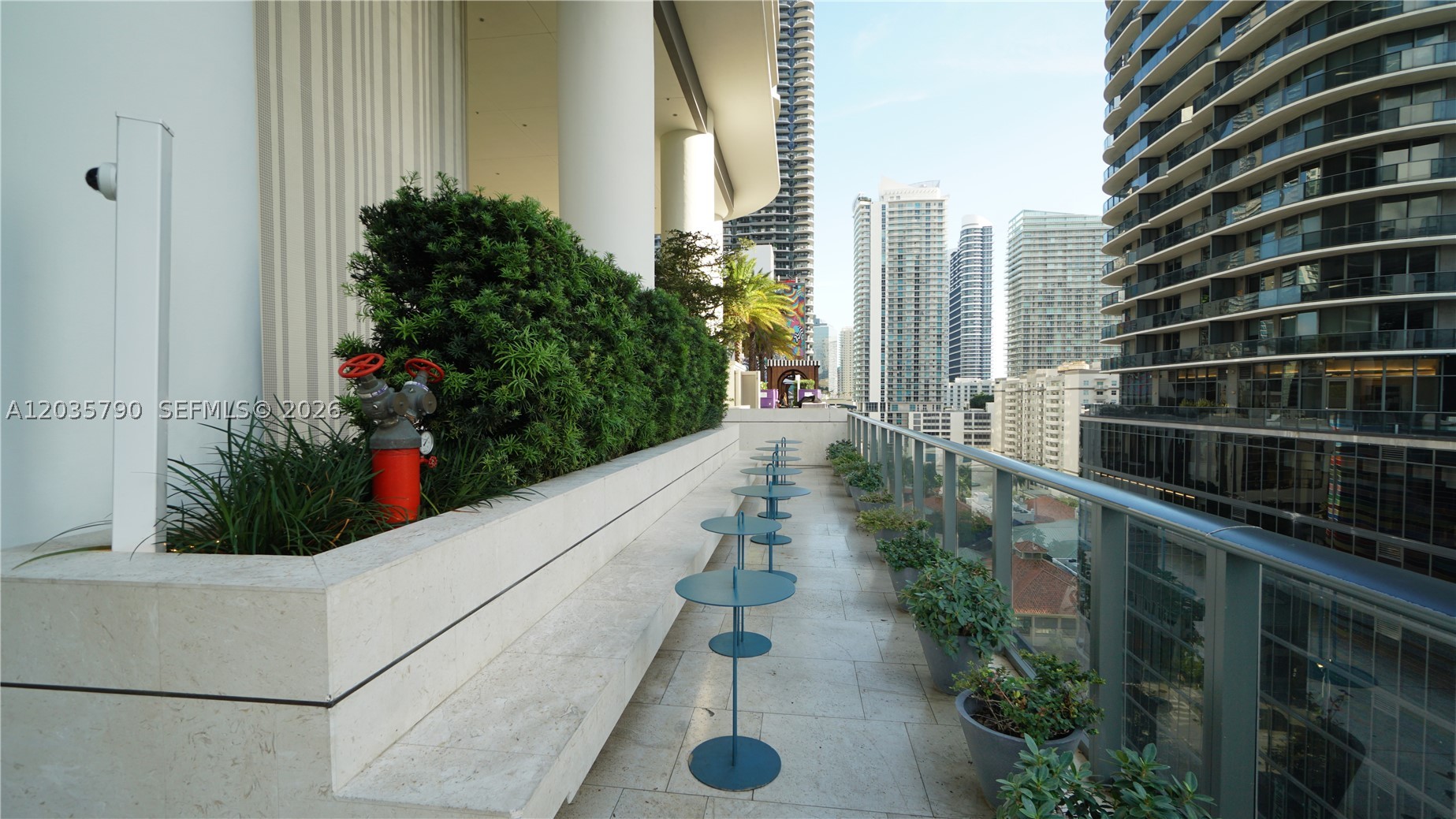 801 SMA RESIDENCES CONDO - Residential Lease