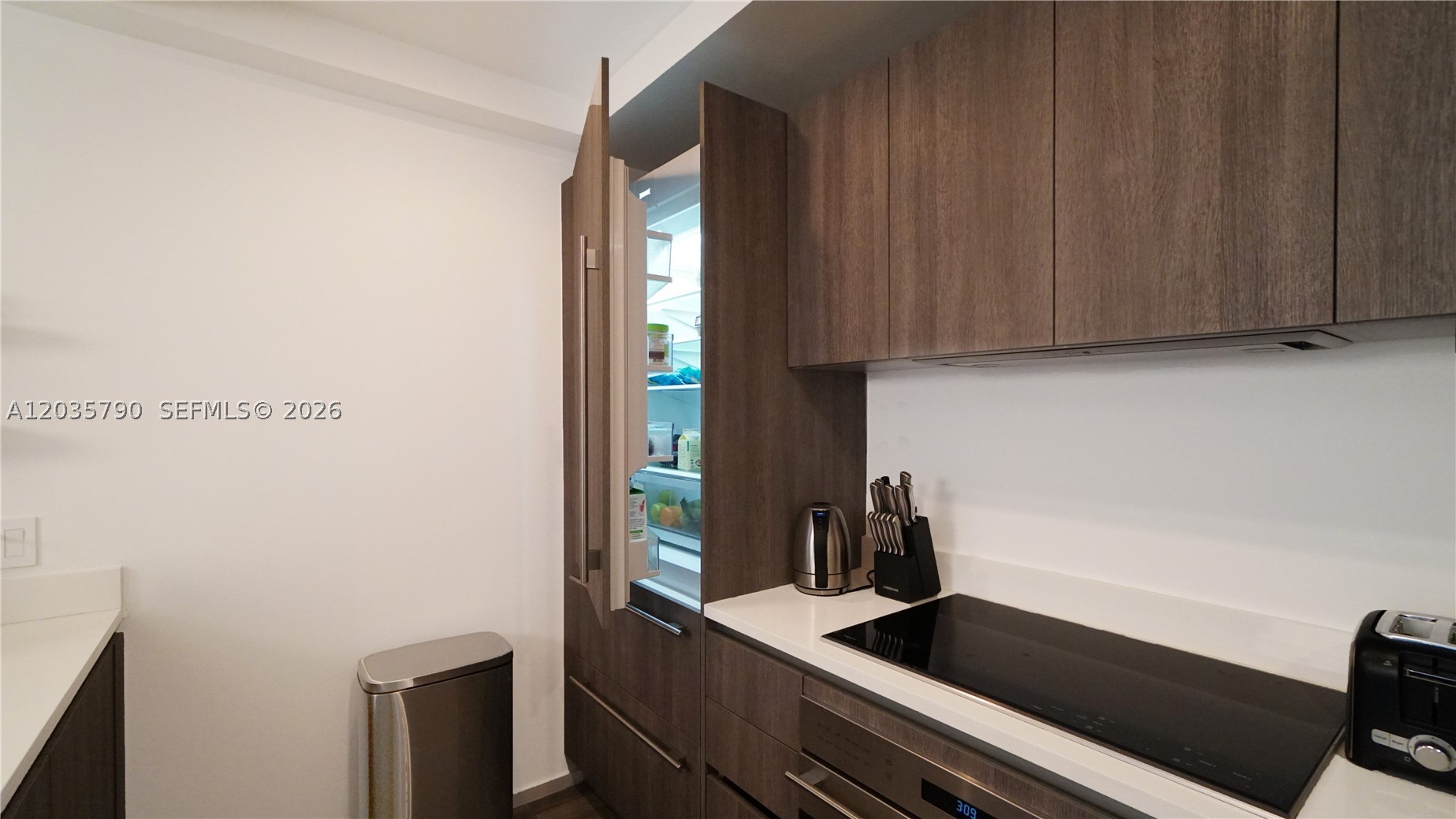 801 SMA RESIDENCES CONDO - Residential Lease