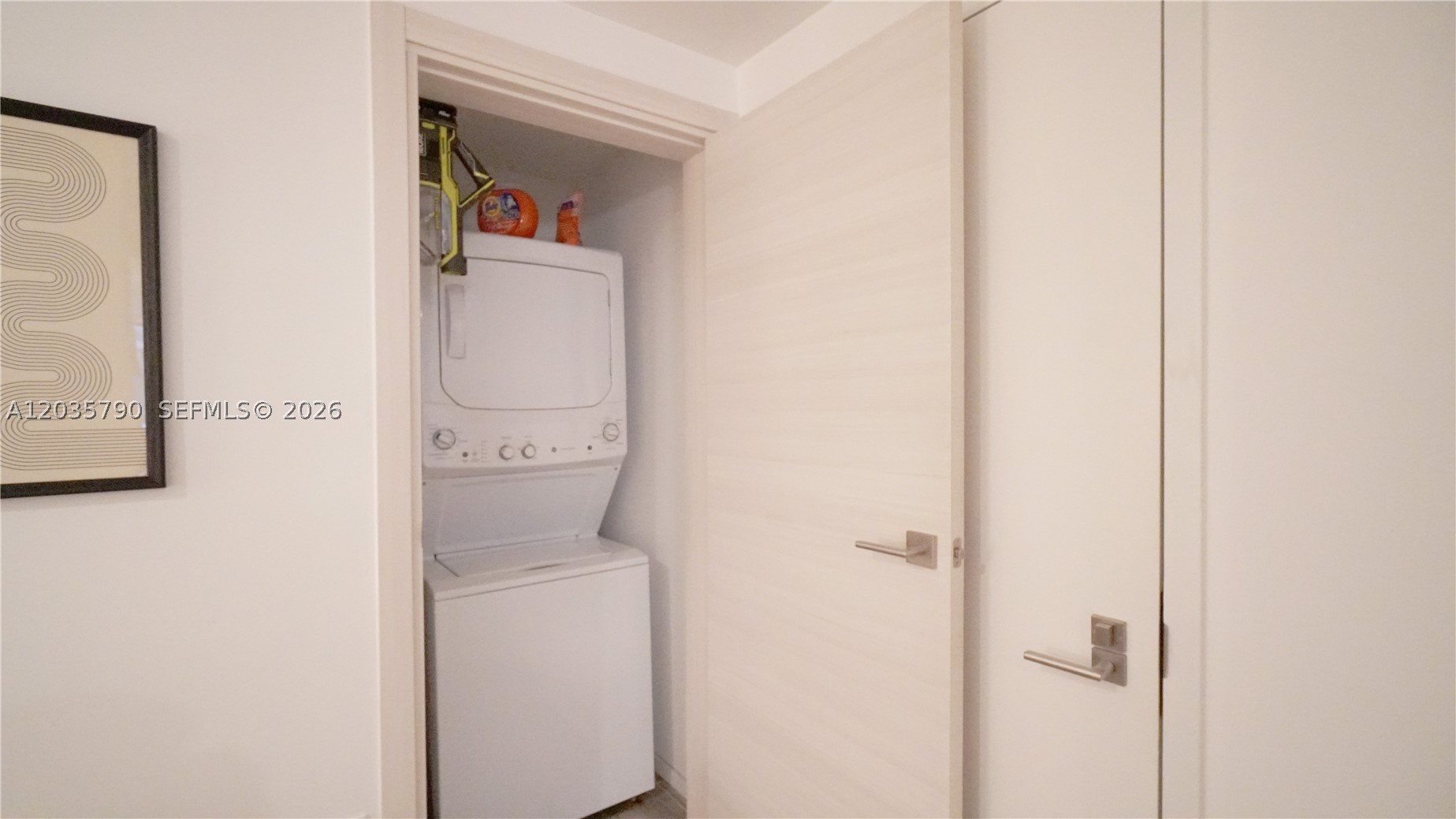 801 SMA RESIDENCES CONDO - Residential Lease