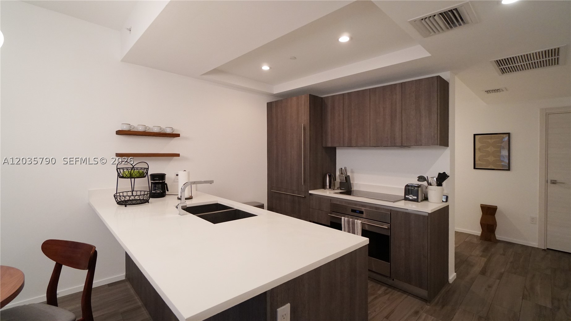 801 SMA RESIDENCES CONDO - Residential Lease