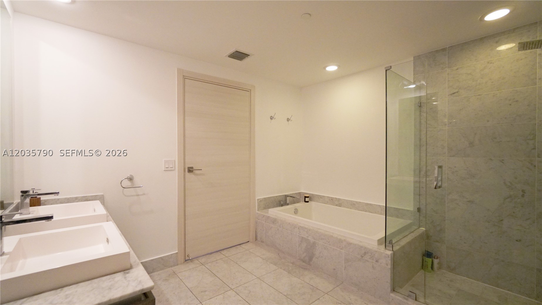 801 SMA RESIDENCES CONDO - Residential Lease