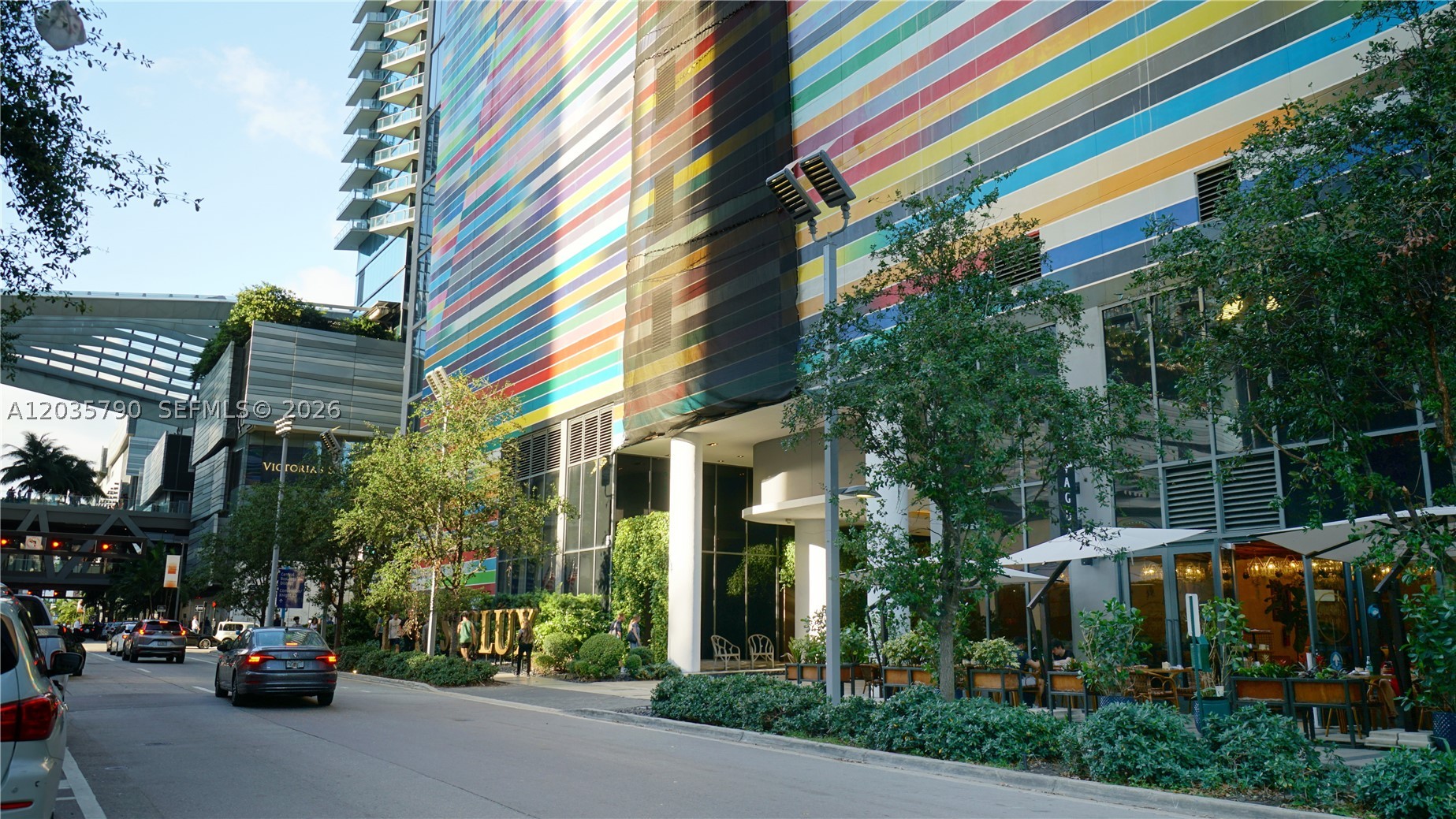 801 SMA RESIDENCES CONDO - Residential Lease