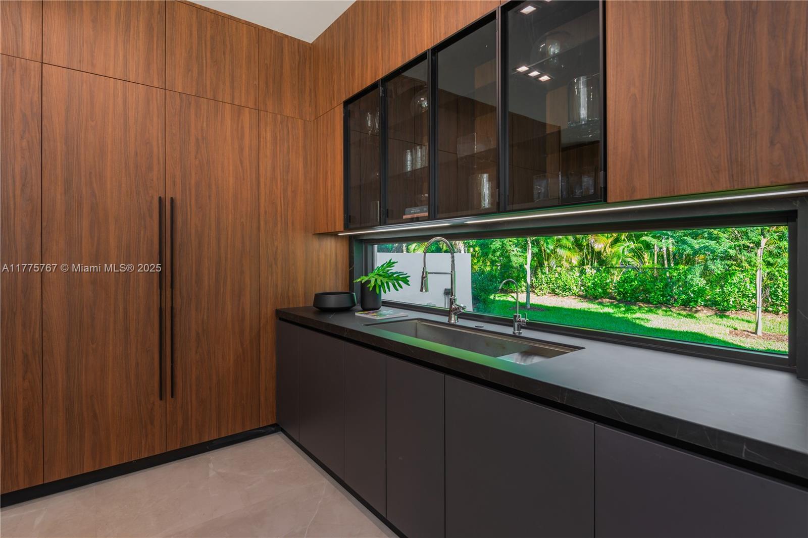 PINE ACRES ESTS - Residential