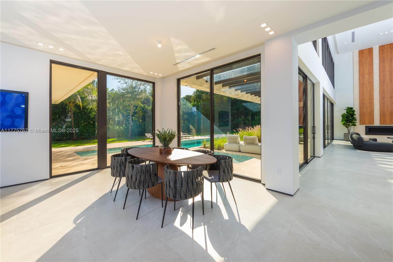PINE ACRES ESTS - Residential